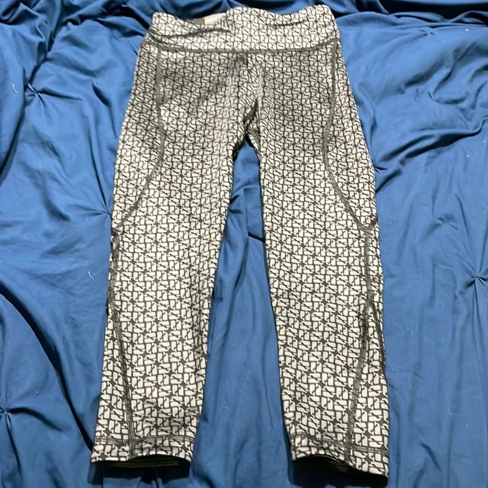 Vineyard Vines Gray and Black Reversible Leggings